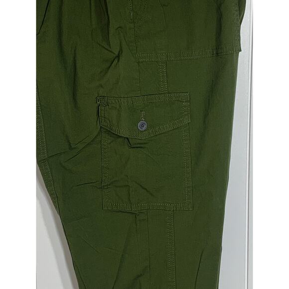 NWT - Style & Co Women’s Straight Leg Green Cargo Mid Rise Pants Size 12 - Picture 3 of 8